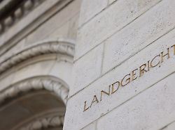 Niedersachsen & Bremen: Nach Unfall bei Autorennen fordert Zuschauerin 50.000 Euro