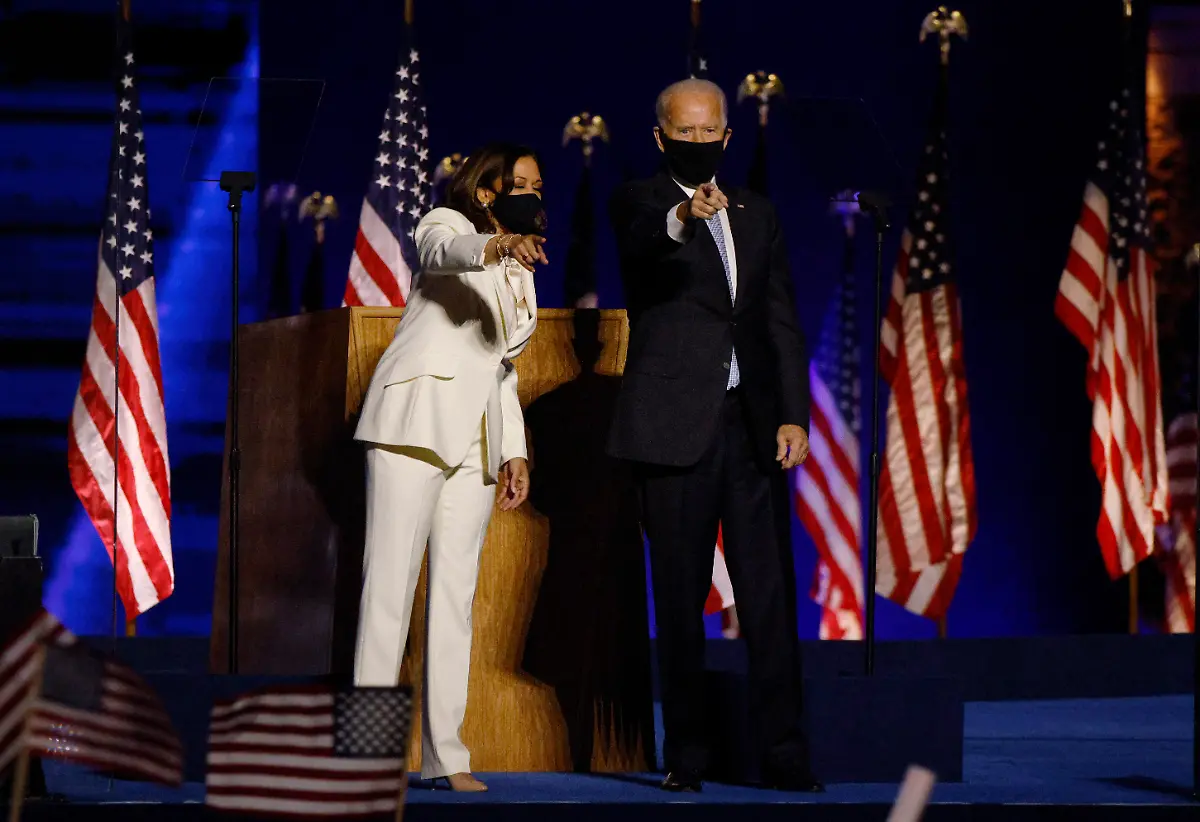 bf93a467d781cb3e5d0800b61e3d4cc7