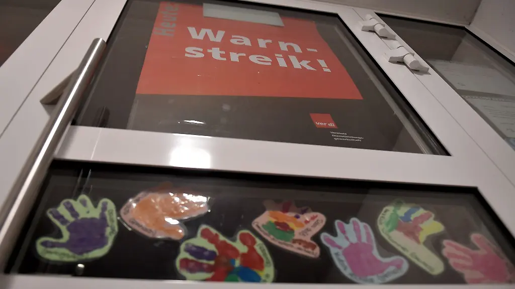 Erste-Auswirkungen-des-landesweiten-Awo-Warnstreiks-sind-laut-Verdi-zu-spueren