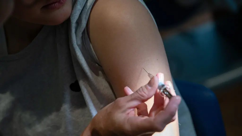 Das-Impfangebot-wird-nach-laut-Gesundheitsminister-Jung-noch-zu-wenig-genutzt-Symbolbild