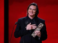 Jetzt äußert sich der Veranstalter : Hat Jim Carrey ein Double zu den César Awards geschickt?
