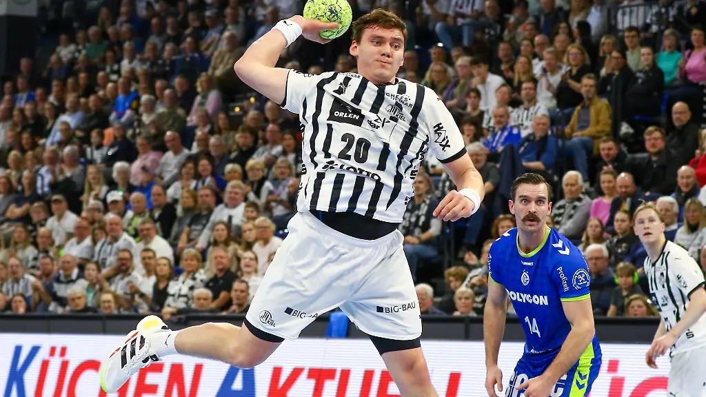 Lukas-Laube-und-der-THW-Kiel-spielten-gegen-Bidasoa-Irun