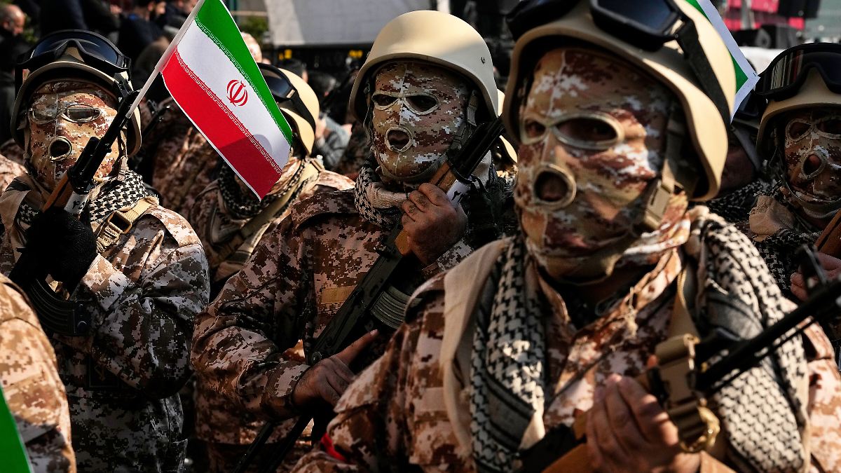 Israel nimmt offenbar iranische Basidsch-Milizen ins Visier