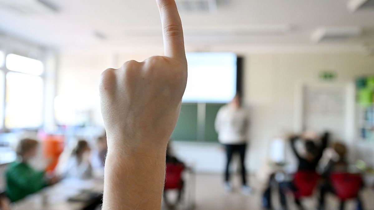 Professor: Politische Bildung schon in der Grundschule