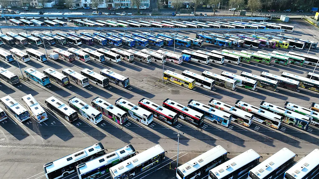 Nach-dem-Warnstreik-im-OePNV-Ende-Februar-ruft-Verdi-jetzt-erneut-dazu-auf