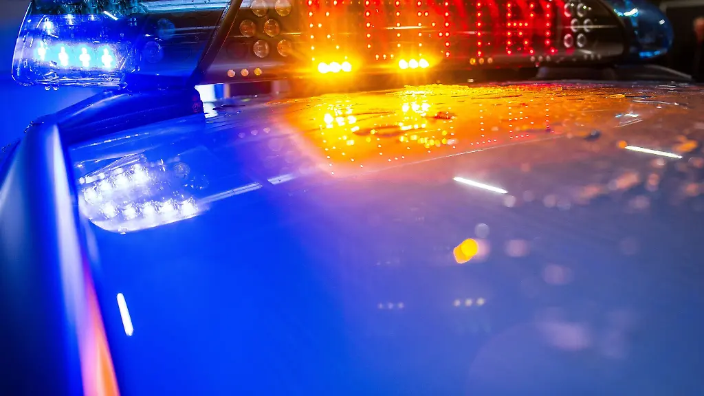 Bei-der-Kontrolle-stellten-die-Beamten-fest-dass-der-Mann-betrunken-war