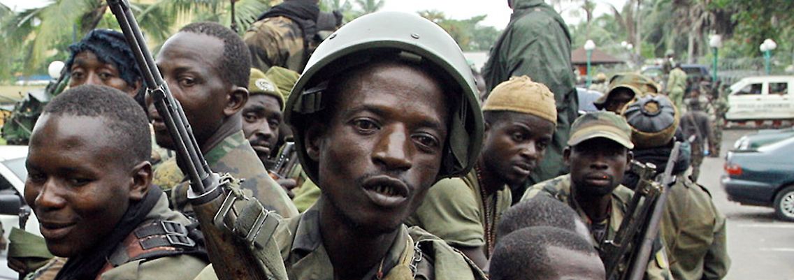 Milizen regieren die Stadt Abidjan.