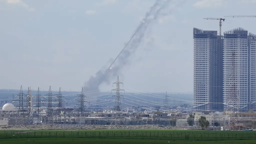 Attempted-strike-on-U-S-Base-intercepted-in-Erbil-ERBIL-IRAQ-FEBRUARY-28-Projectiles-including-missiles-or-unmanned-aerial-vehicles-targeting-the-U-S-base-located-at-Erbil-International-Airport-are-neutralized-on-February-28-2026-in-Erbil-Iraq-Ahsan-Mohammed-Ahmed-Ahmed-Anadolu-Erbil-Iraq-Editorial-use-only-Please-get-in-touch-for-any-other-usage