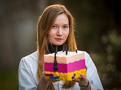 Bayern: "Miss Germany"-Kandidatin züchtet Haut gegen Tierversuche