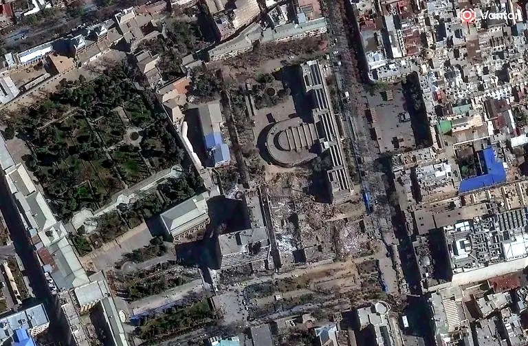 Dieses-von-Vantor-bereitgestellte-Satellitenbild-zeigt-den-nach-Luftangriffen-beschaedigten-Justizkomplex-in-Teheran