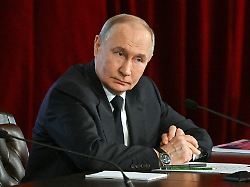 Osteuropa-Experte zum Iran-Krieg : "Russen fragen: Warum können die USA Chamenei töten - und wir Selenskyj nicht?"