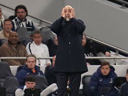 "Was denken Sie?": Fans fliehen: Tottenham Hotspur bleibt im freien Fall