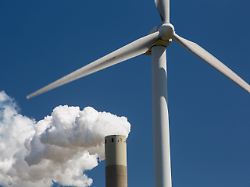 Anteil geht leicht zurück: Fast 60 Prozent des Stroms kommt aus erneuerbaren Energien