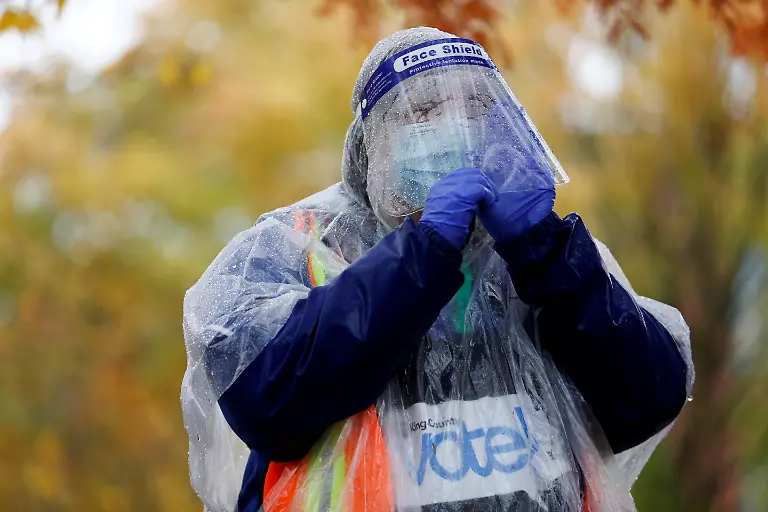 2020-11-04T030253Z-1196915615-RC20WJ9K0R0O-RTRMADP-3-USA-ELECTION-WASHINGTON