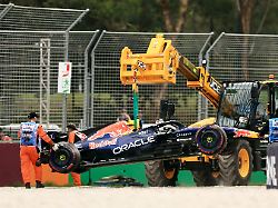 Russell holt Pole in Melbourne: Verstappen erlebt Crash-Debakel bei Aufbruch in neue Formel-1-Ära