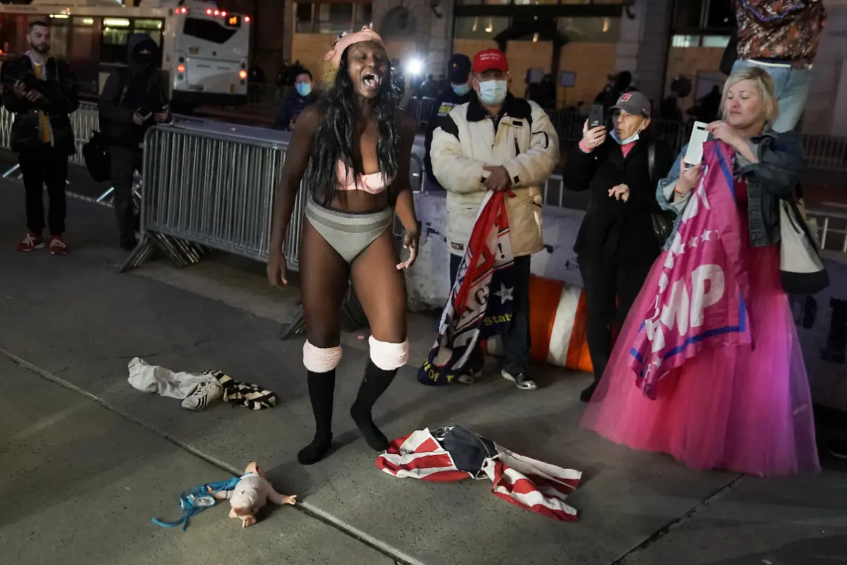 51adcb313a2e8549374d517ee2315e6a