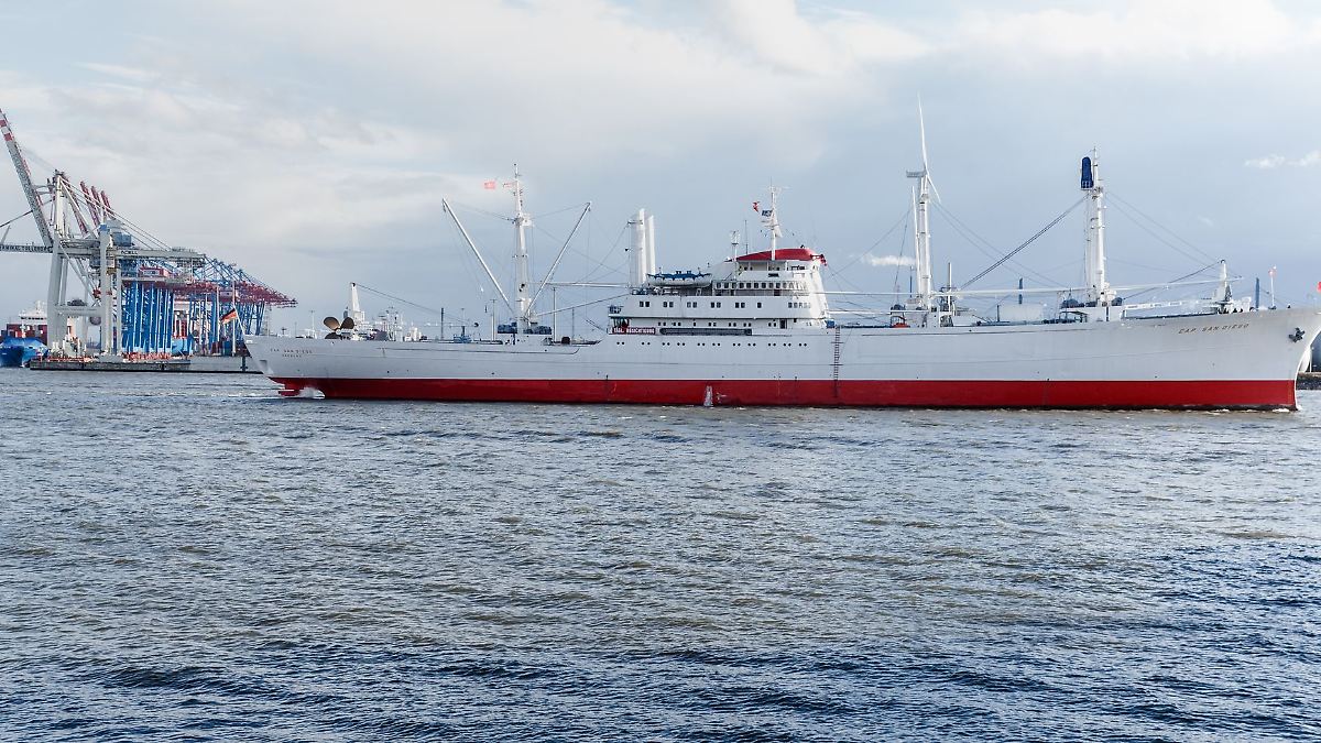 Museumsfrachter "Cap San Diego" verlässt Hamburg zeitweise