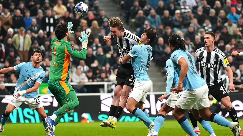 Newcastle-United-v-Manchester-City-Emirates-FA-Cup-Fifth-Round-St-James-Park-Newcastle-United-s-Nick-Woltemade-attempts-a-headed-shot-towards-goal-during-the-Emirates-FA-Cup-fifth-round-match-at-St-James-Park-Newcastle-Picture-date-Saturday-March-7-2026-Photo-credit-should-read-Owen-Humphreys-PA-Wire-RESTRICTIONS-EDITORIAL-USE-ONLY-No-use-with-unauthorised-audio-video-data-fixture-lists-club-league-logos-or-live-services-Online-in-match-use-limited-to-120-images-no-video-emulation-No-use-in-betting-games-or-single-club-league-player-publications