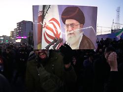 Mitglied gibt Hinweis auf Votum: Expertenrat legt Chamenei-Nachfolge fest