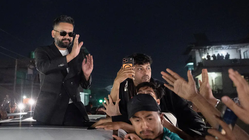 Balendra-Shah-a-rapper-turned-politician-and-the-prime-ministerial-candidate-for-Rastriya-Swatantra-Party-RSP-greets-his-supporters-as-he-celebrates-after-winning-the-election-in-Damak-Jhapa-district-Nepal-March-7-2026