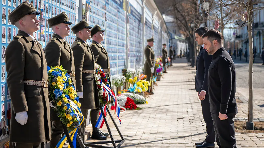 Netherlands-Prime-Minister-Rob-Jetten-and-Ukrainian-President-Volodymyr-Zelenskyy-attend-a-commemorative-ceremony-at-the-Memorial-Wall-of-Fallen-Defenders-of-Ukraine-in-Kyiv-Ukraine-Sunday-March-8-2026