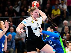 08 03 2026 Baden Wuerttemberg Heidelberg Handball Frauen EM Qualifikation Deutschland Slowenien 2 Runde Gruppe 3 4 Spieltag Nina Engel M Deutschland In Aktion Gegen Spela Bajc R Slowenien