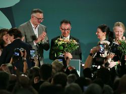 Hagel: "Übernehme Verantwortung": Özdemirs Grüne feiern "fulminante Aufholjagd" - Vorsprung schmilzt