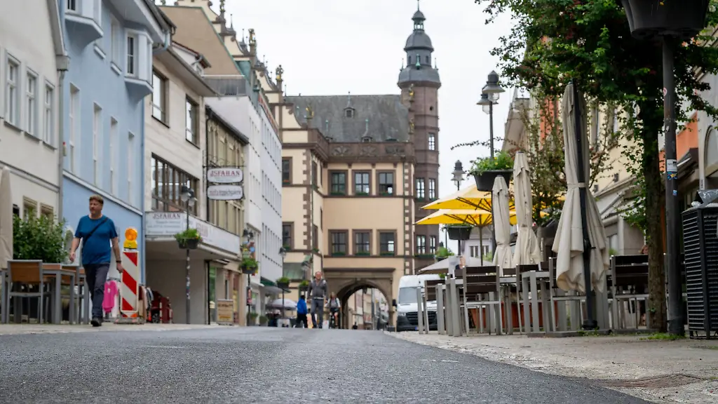 Der-neue-Oberbuergermeister-von-Schweinfurt-wird-per-Stichwahl-bestimmt