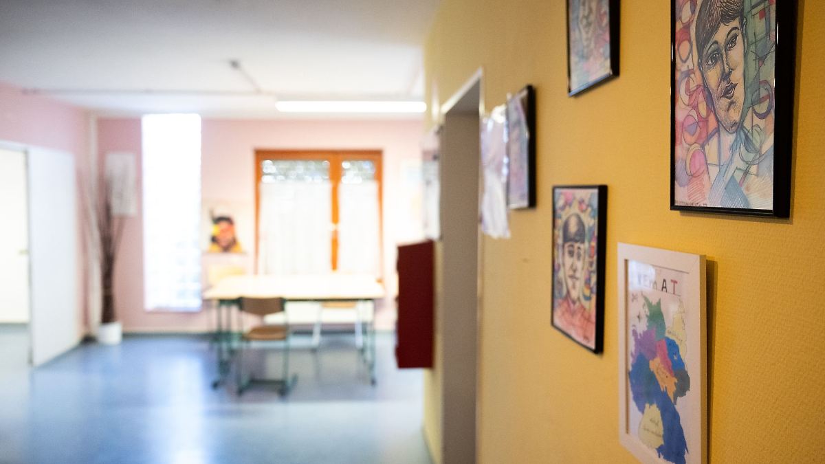 Was passiert mit unbegleiteten Minderjährigen?