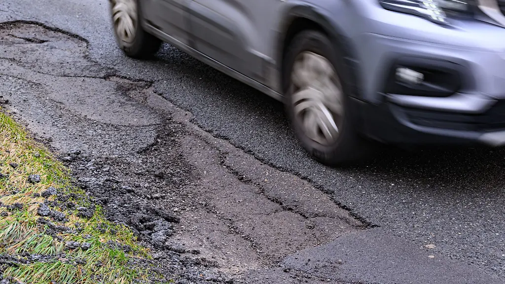 Neben-Schlagloechern-koennen-auch-viele-weitere-Probleme-gemeldet-werden
