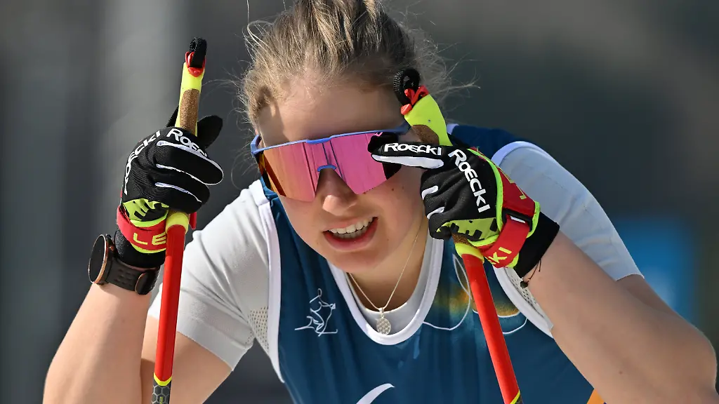 10-03-2026-Italien-Tesero-Linn-Kazmaier-aus-Deutschland-in-Aktion-bei-den-Paralympics-im-Para-Langlauf-im-Tesero-Cross-Country-Skiing-Stadium-Hier-werden-die-Wettkaempfe-im-Para-Biathlon-und-Para-Skilanglauf-der-Paralympischen-Spiele-ausgetragen-Die-XIV-Winter-Paralympics-finden-vom-6-bis-15-Maerz-2026-statt