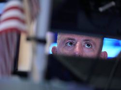 Biontech büßt kräftig ein: Wall Street behält den Ölpreis im Visier