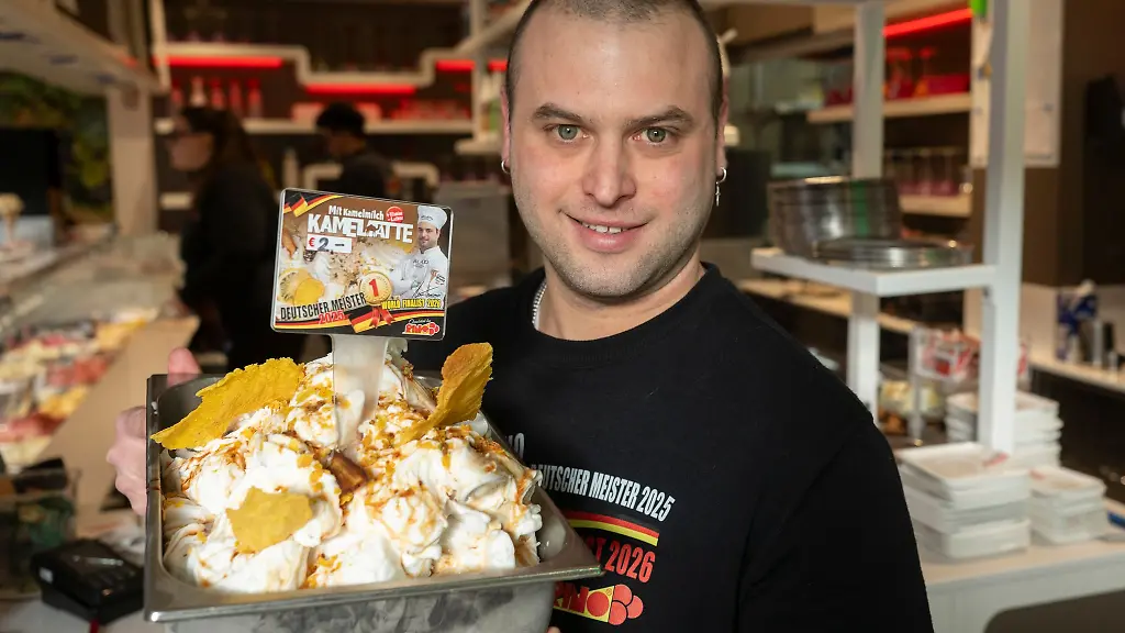 Thomas-Micolino-hat-ein-Kamelmilch-Eis-entwickelt