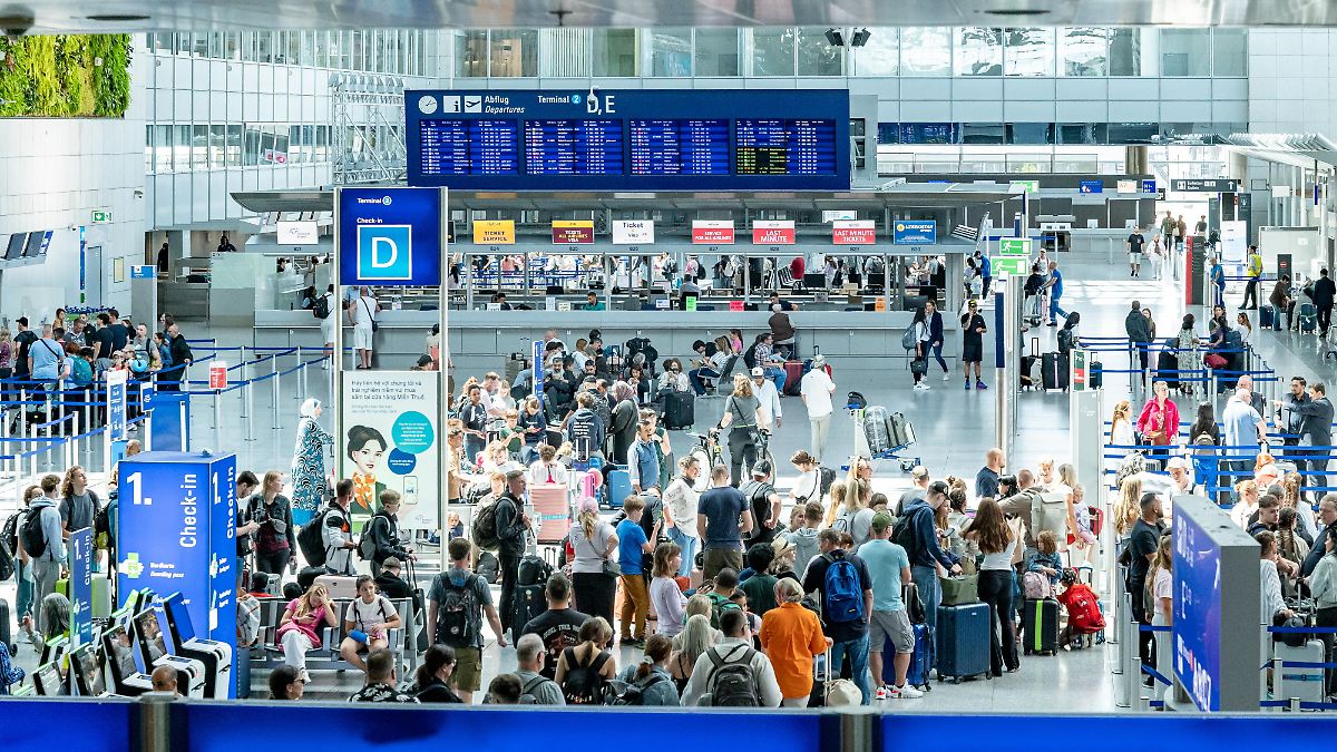 Trotz Krieg in Nahost halten viele Deutsche an Reisepl&auml;nen fest