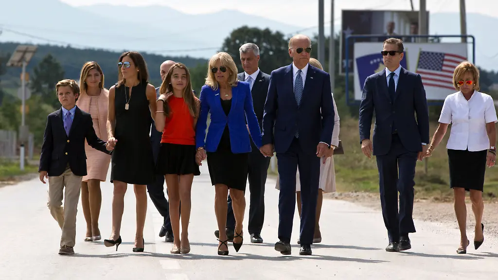 2016-08-17T120000Z-790605317-S1AETVZHSVAA-RTRMADP-3-BALKANS-BIDEN