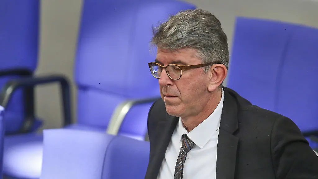 Berlin-Deutschland-Deutscher-Bundestag-62