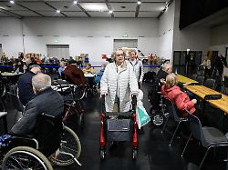 Sachsen: "Sicher ist sicher" - Kuscheltiere für Sohn im Gepäck