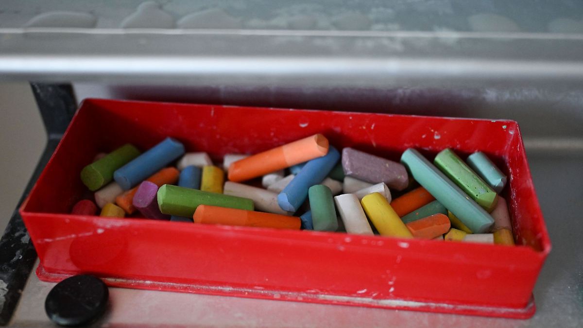 Normaler Unterricht kaum noch möglich? Kritik an Regierung