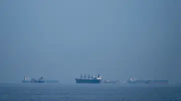 581106074