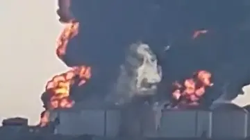 Brennendes Öllager Oman