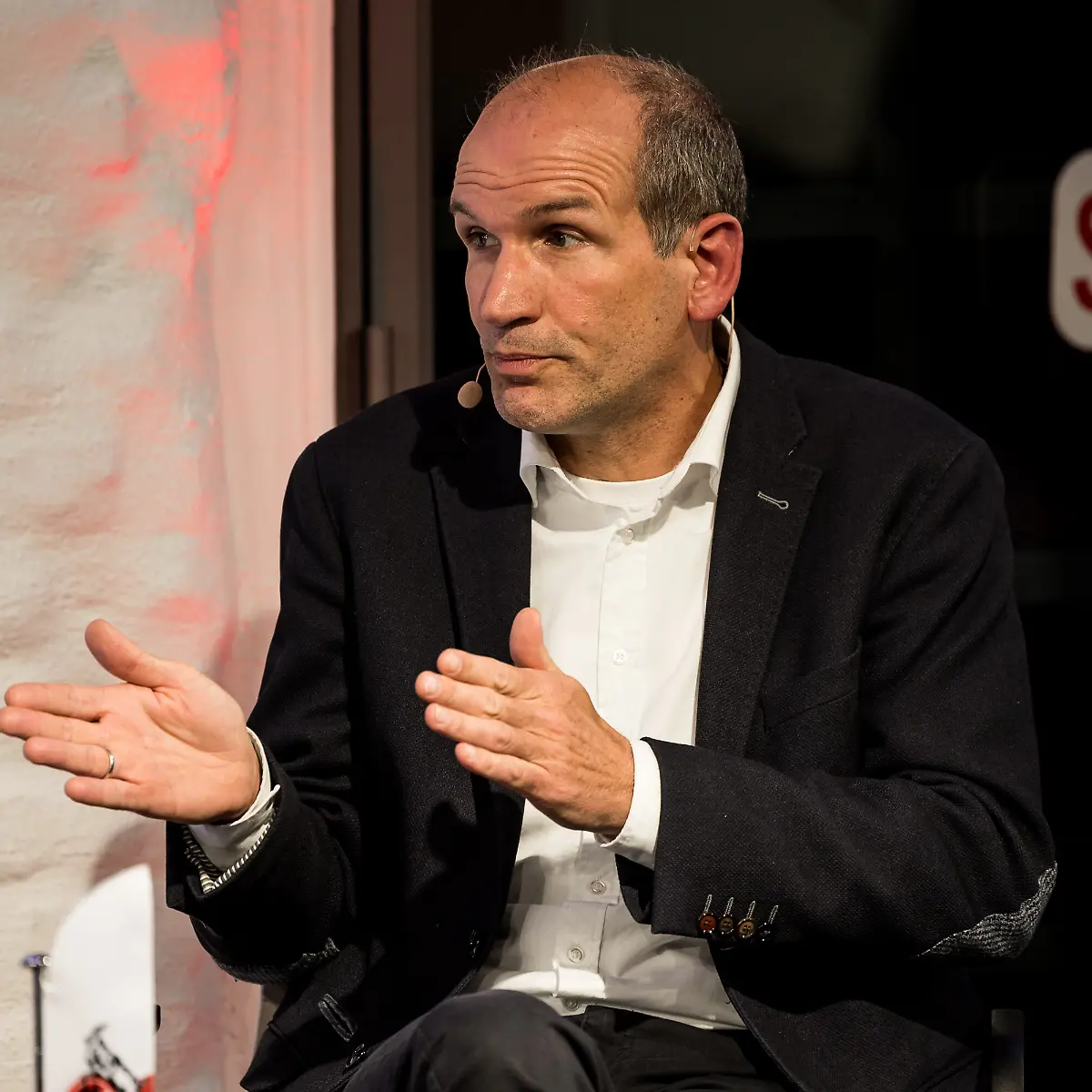 Prof-Dr-Juergen-Mittag-Deutsche-Sporthochschule-Koeln-Podiumsdiskussion-Was-folgt-nach-Katar-Deutsches-Sport-und-Olympiamuseum-12-01