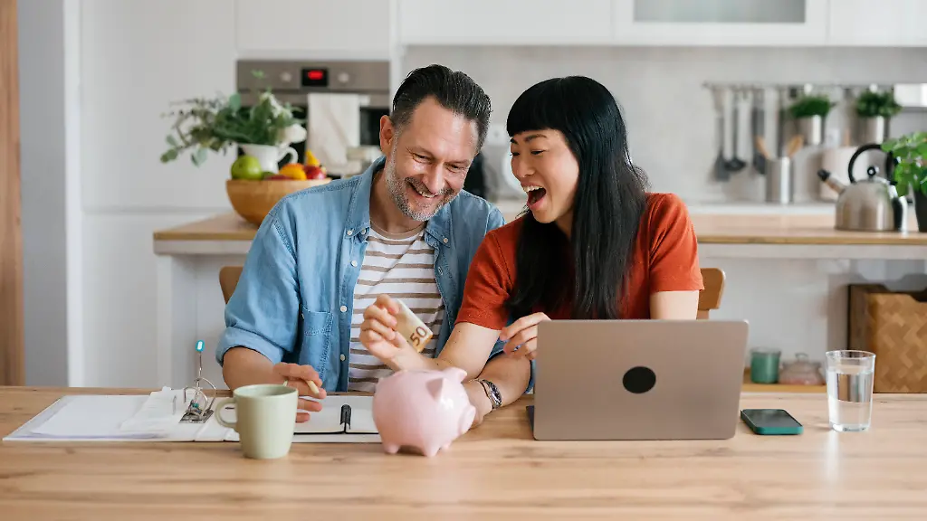 Bfor-Tagesgeldkonto-mit-garantierten-2-5-Prozent-Zinsen-fuer-zwoelf-Monate