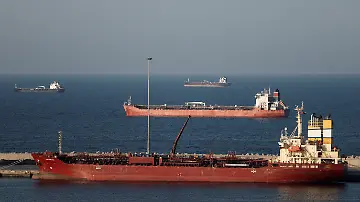 2026-03-11T175005Z_402473590_RC2OZJAO0ASA_RTRMADP_3_GLOBAL-OIL