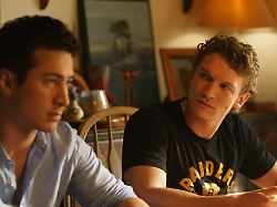 Doch die Fans müssen stark sein: "Heated Rivalry"-Finale: Happy End im Haus am See