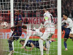 Mammutaufgabe nach Heim-Pleite: VfB Stuttgart steht vor dem Europa-League-Aus