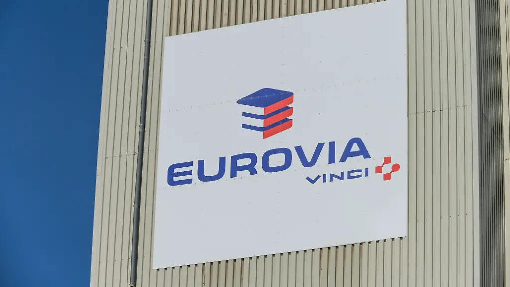 EUROVIA-Asphaltmischwerk-Westhafen-Moabit-Mitte-Berlin-Deutschland-Local-Caption-Berlin-Deutschland