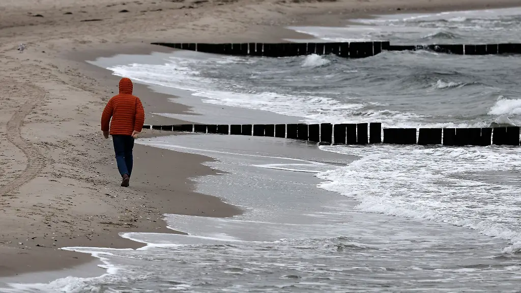In-Mecklenburg-Vorpommern-wird-es-am-Freitag-windig-an-den-Kuesten-und-im-Binnenland