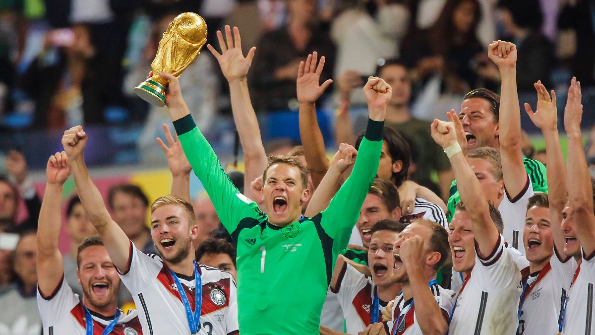 Lebende Legende wird 40: Weggefährten adeln Geburtstagskind Neuer mit großen Worten