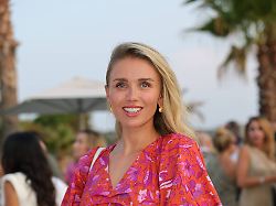 Prellungen und Schürfwunden: Schwangere Ehefrau von Marco Reus vom Pferd gestürzt