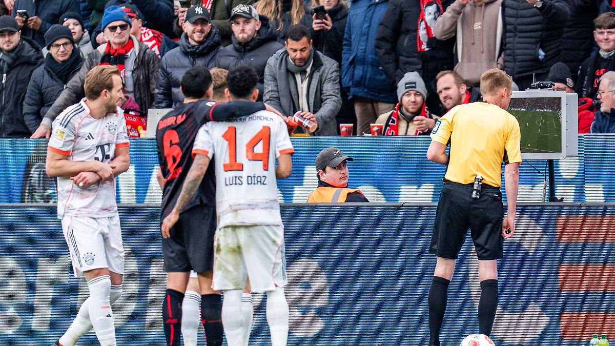 Neun Bayern retten einen Punkt in Leverkusen